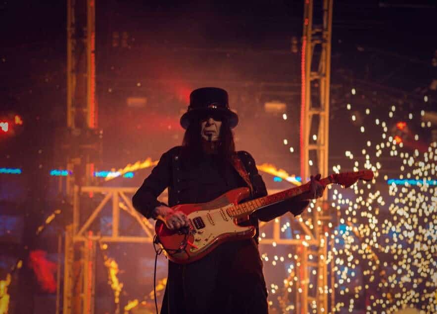 mick mars