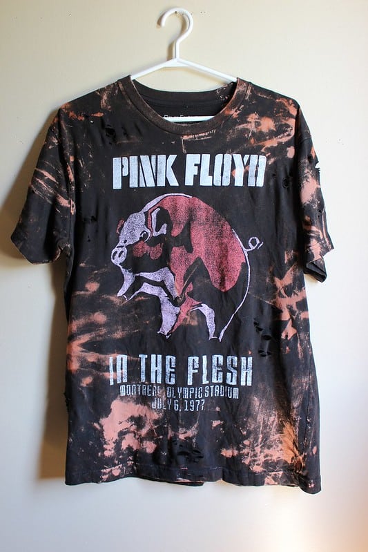 pink floyd print on the t-shirt